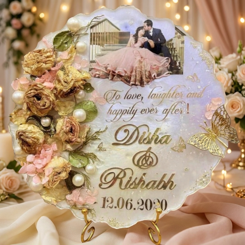 Customized Floral Resin Wedding Photo Frame with Pearl & Butterfly Design